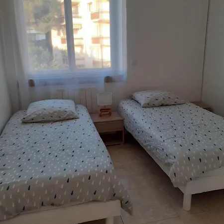 Tres Bel A 3 Etoiles Apartment